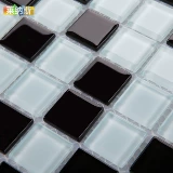 T [Lenas Mosaic] Черно -белый хрустальный стеклянный музен Фоновый фоновый фоновый фон, построенная на плитках