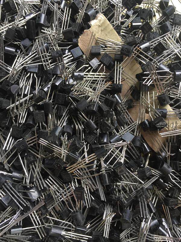 18 yuan 100g mixed triode small power triode thyristor thyristor mixed electronic component package