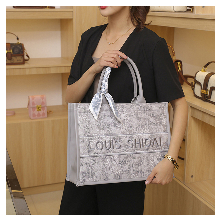 Premium for Women 2024 New Fashionable Large Capacity Single Shoulder Underarm , Hundred Step Handheld Commuter Tote_voghion.com