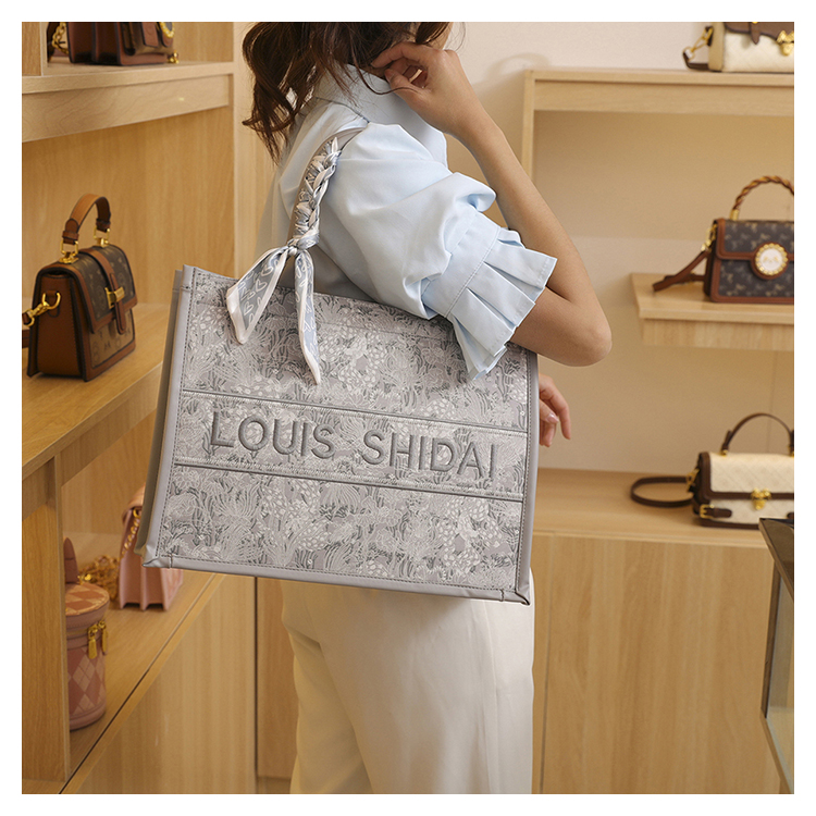 Premium for Women 2024 New Fashionable Large Capacity Single Shoulder Underarm , Hundred Step Handheld Commuter Tote_voghion.com