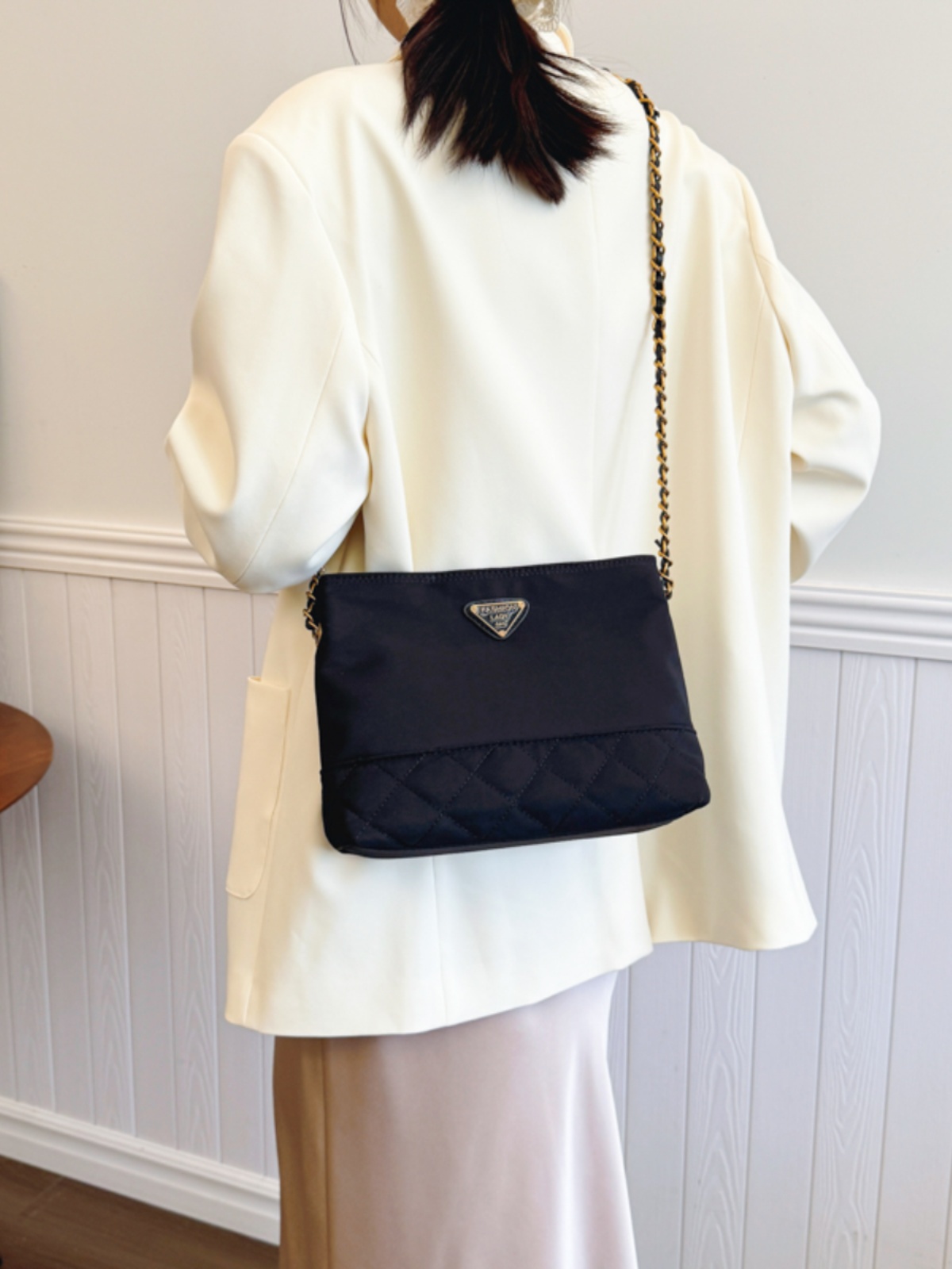 Nylon for women 2024 new fashionable large capacity single shoulder tote , casual diamond grid chain crossbody cloth_voghion.com