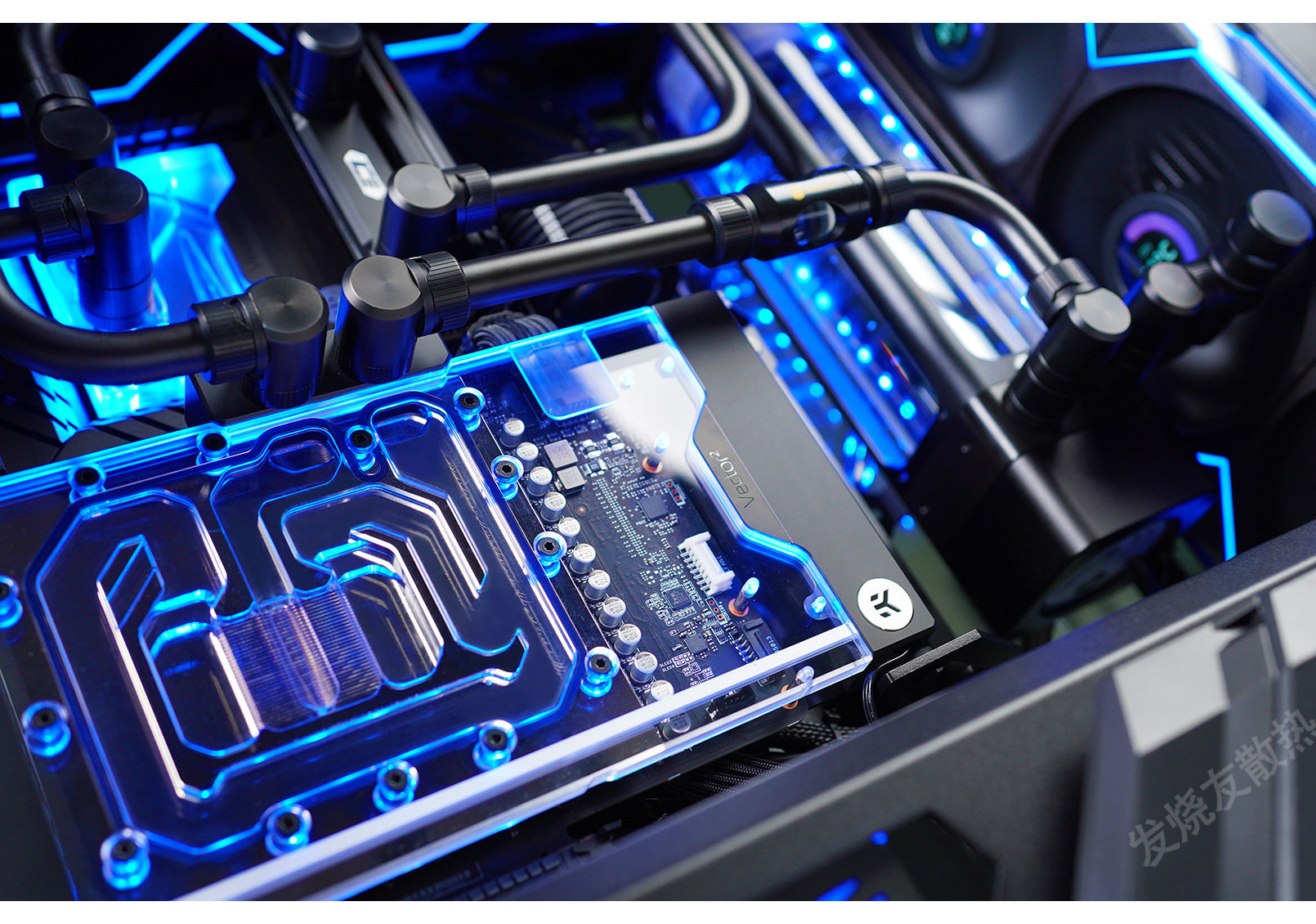 Шасси питания вентилятор комплект поставки  发烧友水冷|rog创世神701机箱 金属硬管ek水冷方案 cpu显卡散热 Ekwb