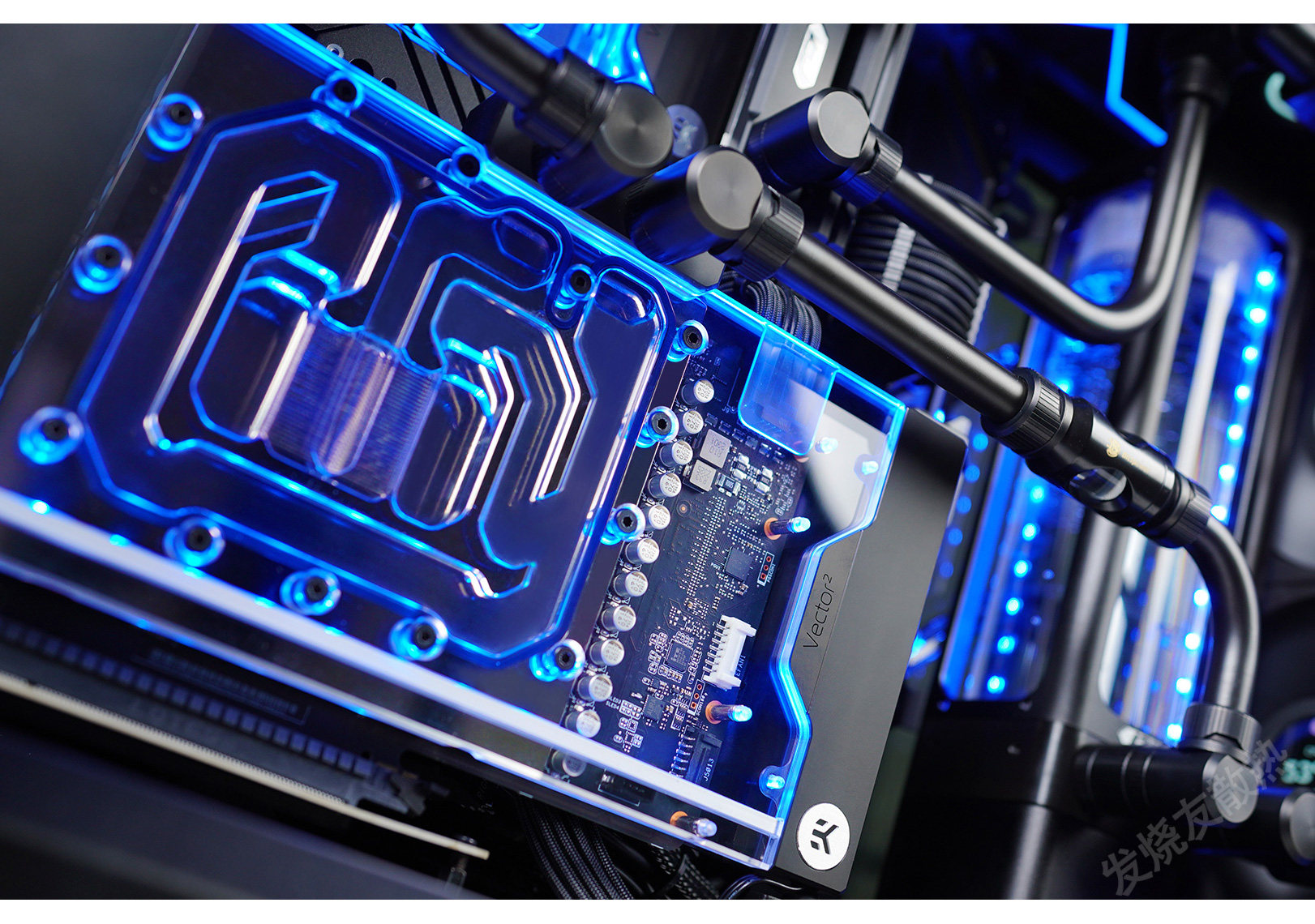 Шасси питания вентилятор комплект поставки  发烧友水冷|rog创世神701机箱 金属硬管ek水冷方案 cpu显卡散热 Ekwb