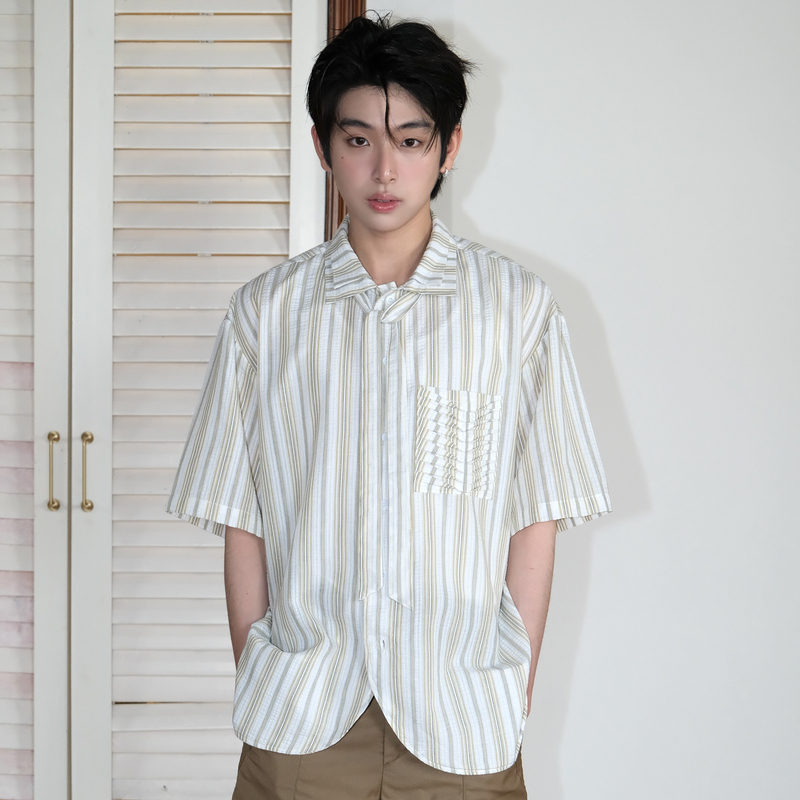 Mechheart Romantic Summer Picnic Cloth Lightweight French Style Youthful Green-Yellow Shirt Striped Silhouette Men's Top