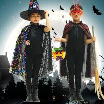 Halloween childrens performance The Beatles costumes boy witch shamers perform colorful gold cloak gatherings to perform the cloak