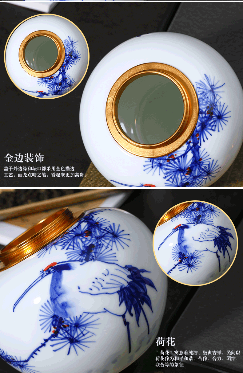 Jingdezhen ceramic tea pot hand - made seal pot store receives trumpet puer tea half jins of blue and white porcelain household