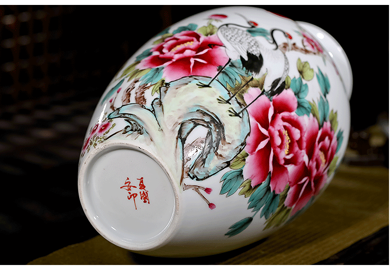 Jingdezhen ceramic hand - made vases, pure manual famous masterpiece wealth longevity flowers sitting room of Chinese style furnishing articles