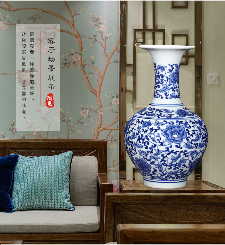 Jingdezhen ceramics antique blue and white porcelain vases, flower arrangement classical living room TV wine home furnishing articles