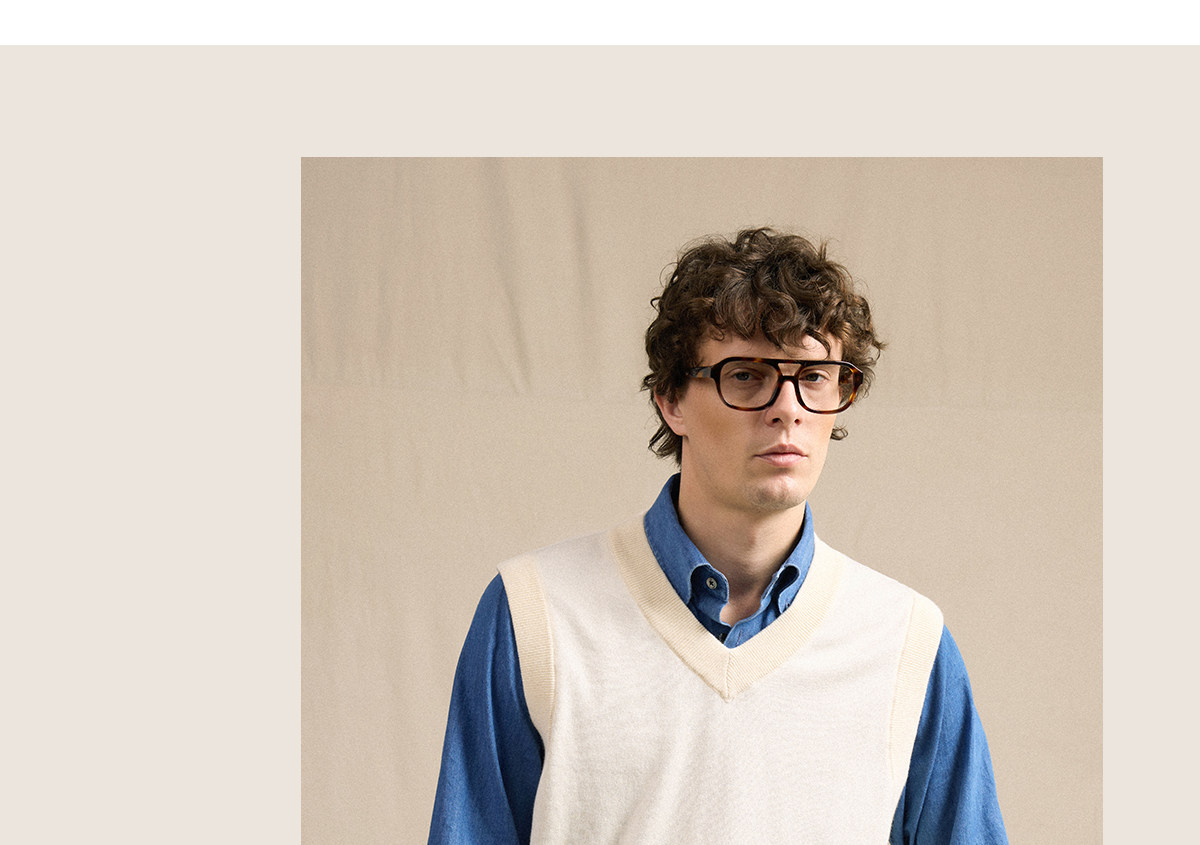 CULTUM V-Neck Knit Sweater Vest