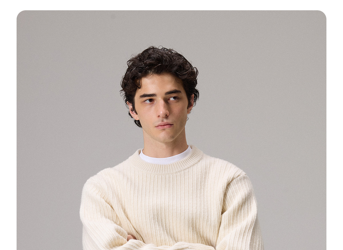 CULTUM 600g Chunky Knit Crewneck Sweater