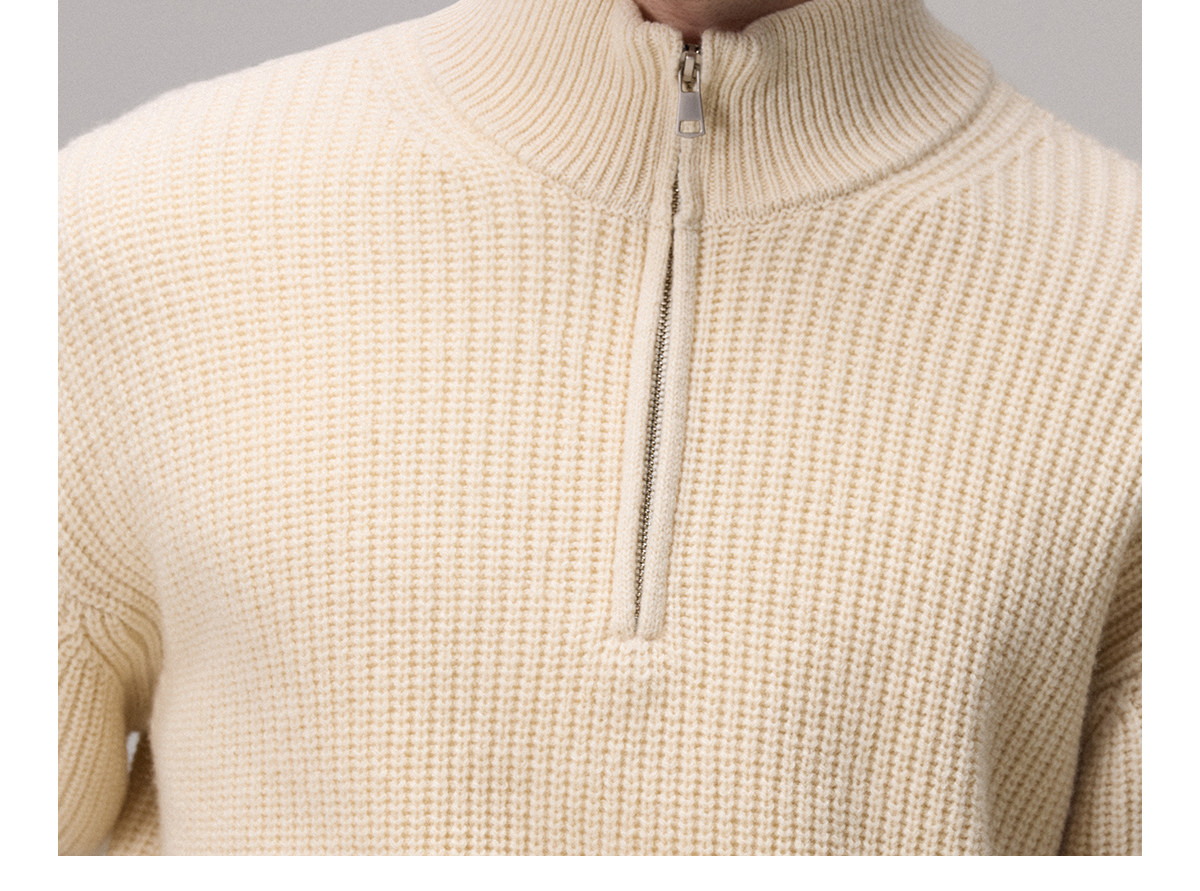CULTUM 645g Half-Zip Stand Collar Sweater