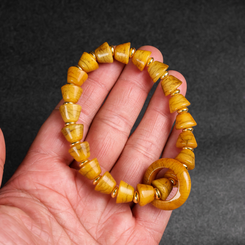 Tibetan Old-Style Yak Bone Bracelet with Mani Beads, Authentic Cultural Artifact, Tibetan Yak Bone Bracelet, Buddhist Prayer Beads Jewelry
