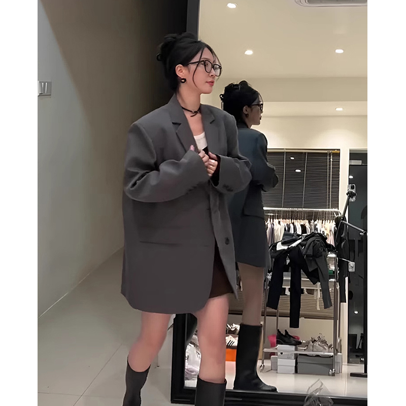 Gray Blazer for Women 2026 Spring and Autumn High-End Oversize Loose Shoulder-Padded Silhouette Casual Suit