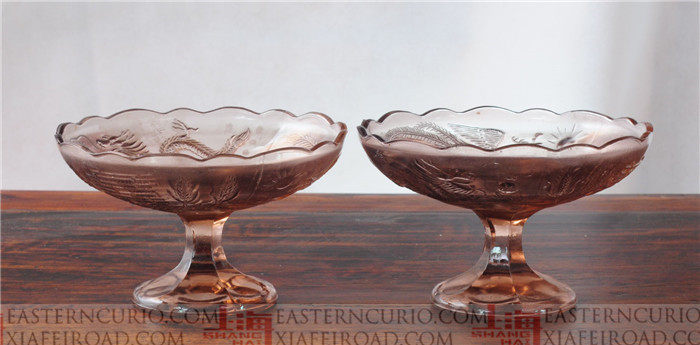 Cultural Revolution Old Shanghai Antique Glass Fruit Plate Old-fashioned Glass Bottle Carved Nostalgic Fruit Plate Collection Western Old Goods