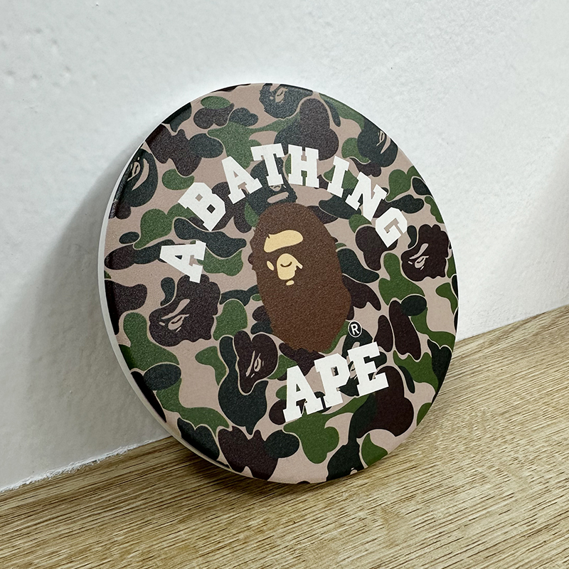 BAPE迷彩杯垫套装：都市家居中的时尚点缀