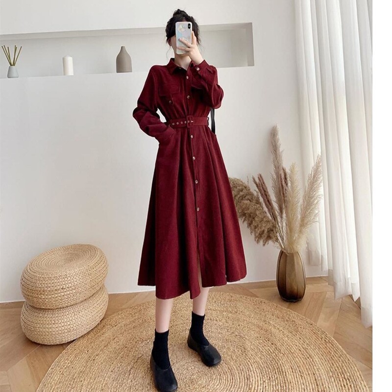Autumn and Winter French Hepburn Style Waist-Cinching Slimming Mid-Length Brushed Thickened Long-Sleeved Base Layer Over-The-Knee Platycodon Skirt