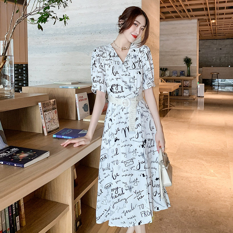 Net red explosive letter printed skirt 2022 Summer new light cooked ethos short sleeves Long version of the foreign dress