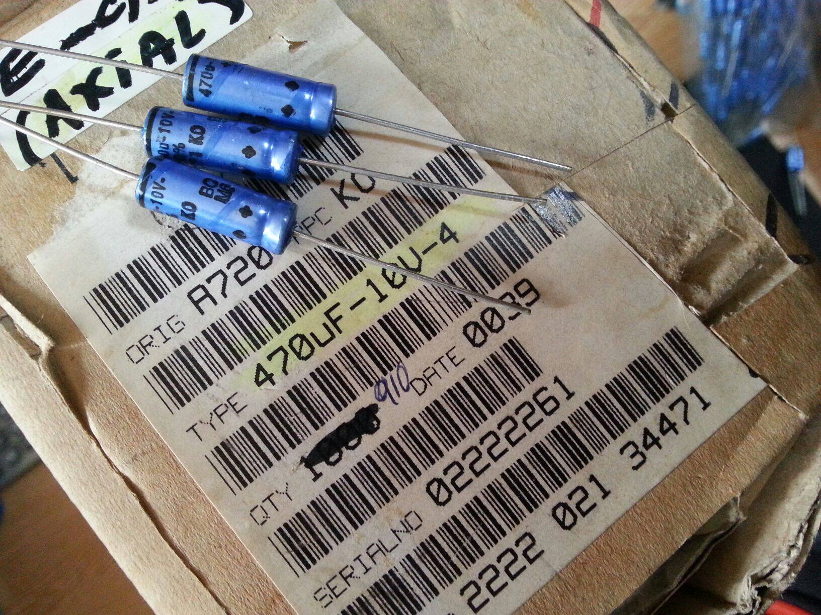 BC PHILIPS PHILIPS KO 021 AXIAL FEVER CAPACITOR 10V470UF 470UF 10V