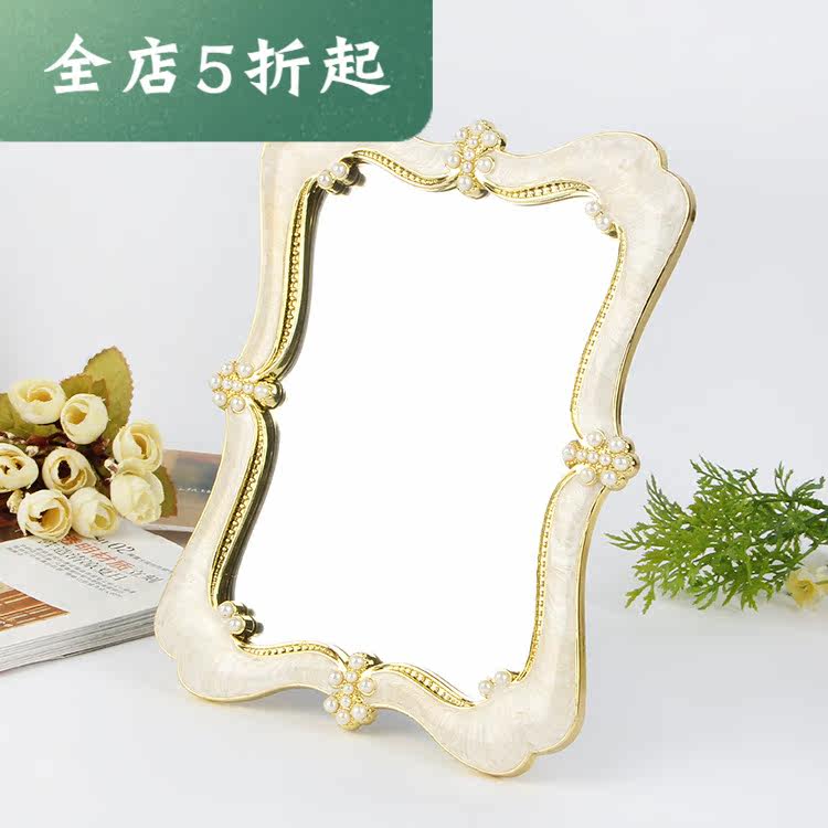 Wedding mirror Desktop desktop makeup mirror Folding beauty dressing mirror Large European princess mirror Portable portable mirror