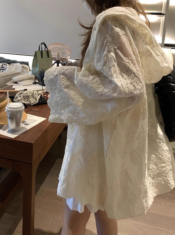 New Chinese-Style Lace Top, High-End Jacket, 2026 Summer New Hooded Cardigan, Heavy Embroidery, Sun-Protective Shirt