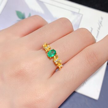 New natural emerald ring 925 silver inlaid fashion versatile ring main stone 4*6mm niche design
