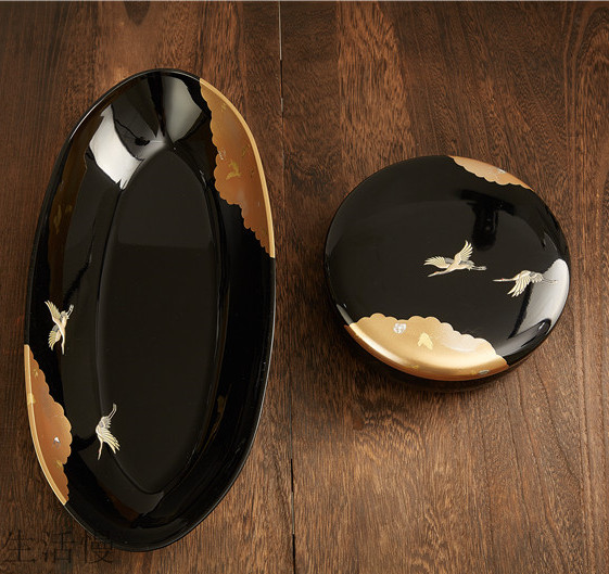 Japan imports mountain lacquer gold foil dill pickup piece of the chip box candy box Sheng fruit basin