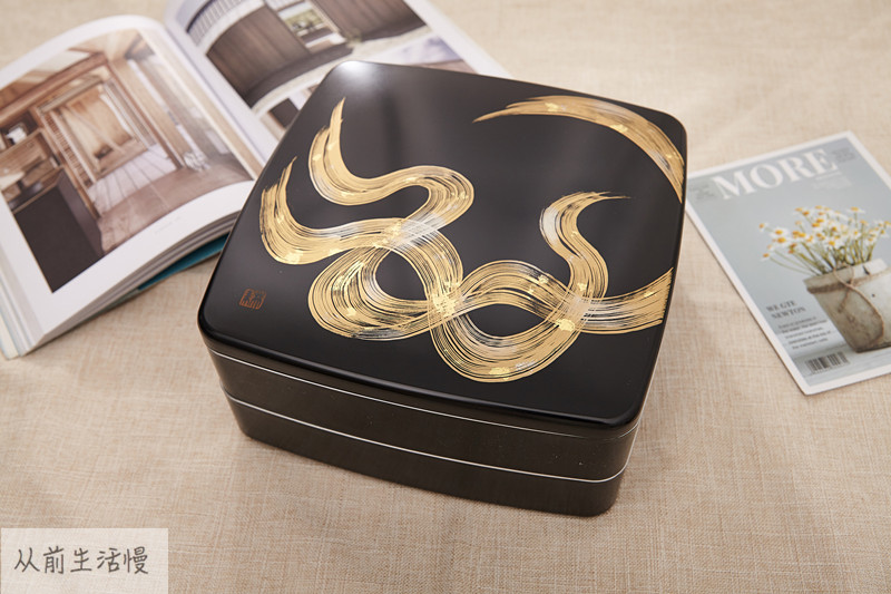 Japan imported writer Takayama in the lacquer food container box with separate business sushi box snack box two layers