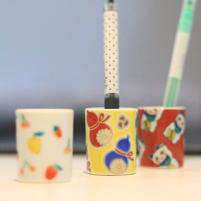 Japan Imports Nine Valley Fever Writers Hand-painted Ceramic Toothbrush Holder toothbrush barrel Toothbrush Holder barrel Toothbrush Holder pen holder