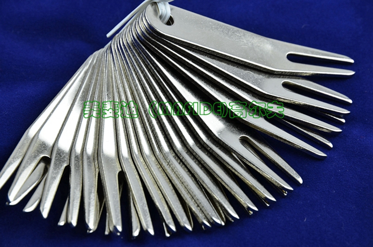 Quảng cáo Golf New Greens Fork Vật liệu thép Greens Tool Fork Làm bằng kim loại chất lượng cao 	giá 1 bộ đánh golf	