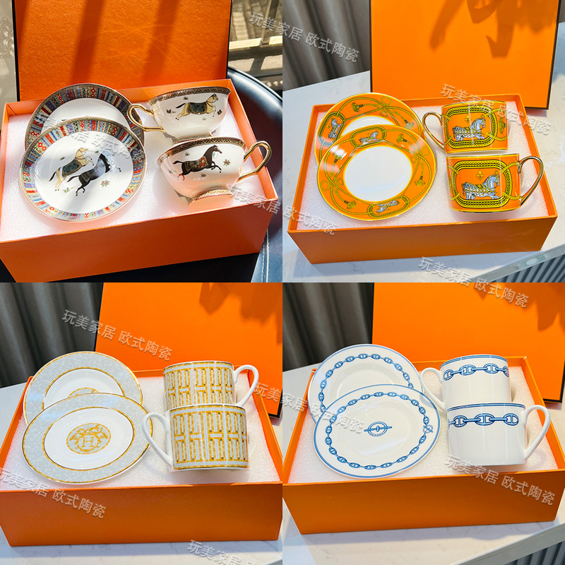 H Brand Bone China Coffee Cup and Saucer Set, European Retro Afternoon Tea Cup, Couple's Matching Cups, Double Cup and Saucer Gift Box Set for Gifting