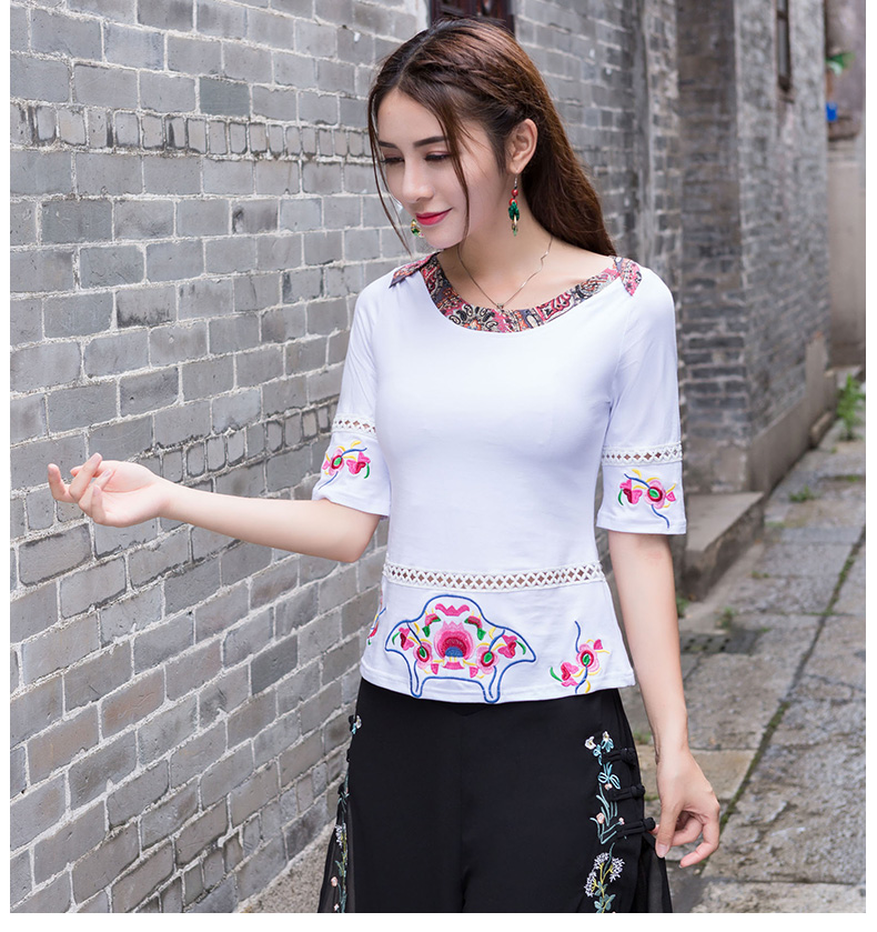 Áo phông nữ phong cách quốc gia 2019 mới thêu tinh tế rỗng áo thun năm điểm tay áo nữ sửa chữa - Áo phông áo thun kiểu đẹp