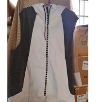 Li Ning Wade Hooded Training Series Fitness Breathable Pullover Sleeveless Vest Vest Sportswear AMDM011