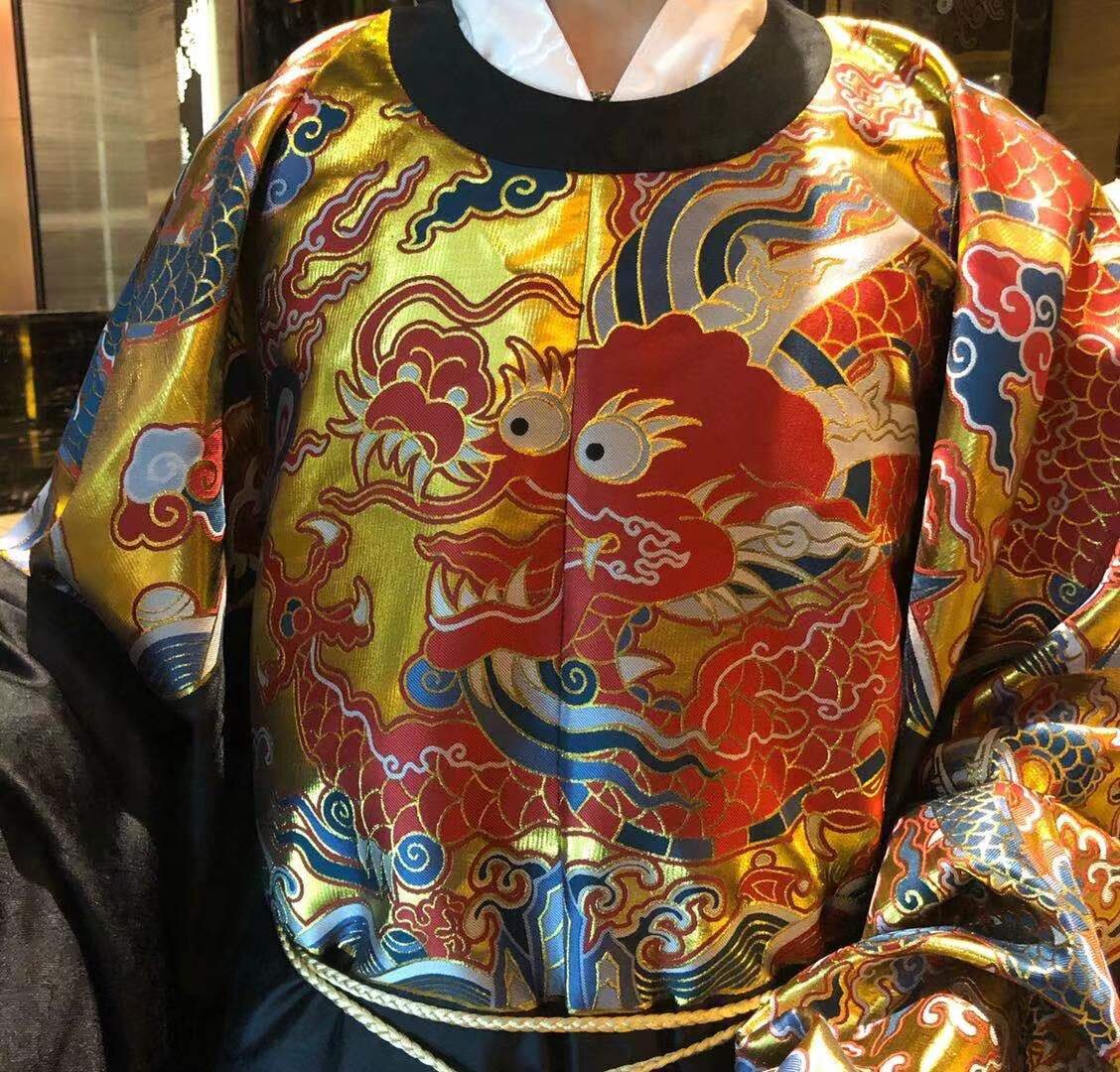 New products to make makeup floral weaseling with golden python flying fish suit round gown gown gowns men and women