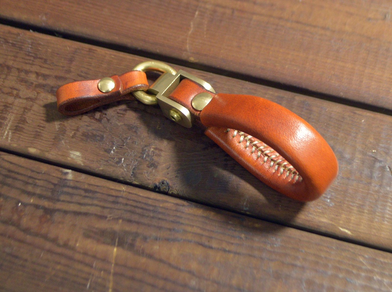 New Car Key Leather Strap Motorcycle Keychain Bag Lanyard Pendant Brass Buckle Key Chain