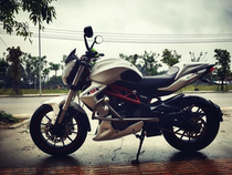 Huanglong 300 modified fuel tank widened shroud wide body fuel tank supports custom color