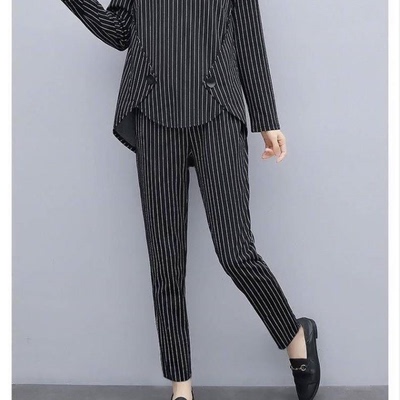 ZZ9大码女装200斤套装秋装胖妹妹上衣宽松遮肚洋气休闲裤条纹两件