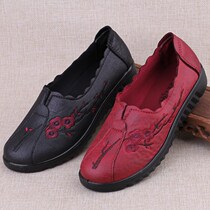Mother shoes soft bottom women comfortable middle-aged casual old cloth shoes flat spring and autumn breathable non-slip old Beijing milk shoes