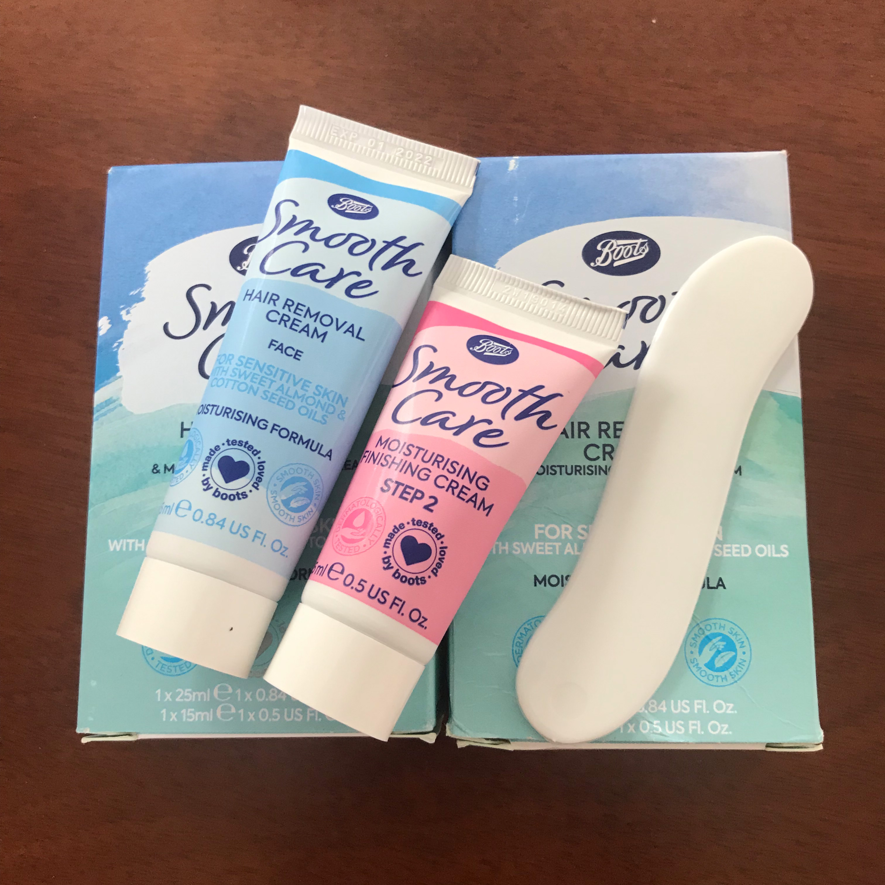 Spot British boots facial lip hair removal cream to remove lip hair sweat hair mustache ladies face