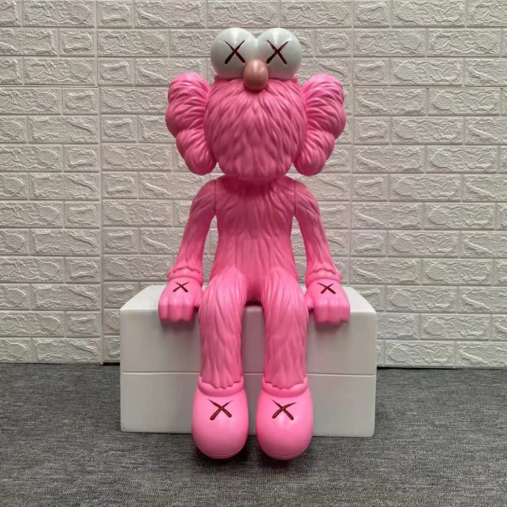 kaws Sculpture Pendulum Violent Bear Large Swing Piece Living Room Cartoon Sculpture Light Lavish Board Room Hotel Lobby Decoration