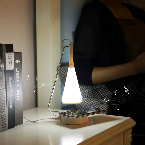 Беспроводная зарядка Bluetooth Audio Music Music Music Lantern Family Family Creative Romantic Speed ​​Time Night Lantern Sleeping Dormitory