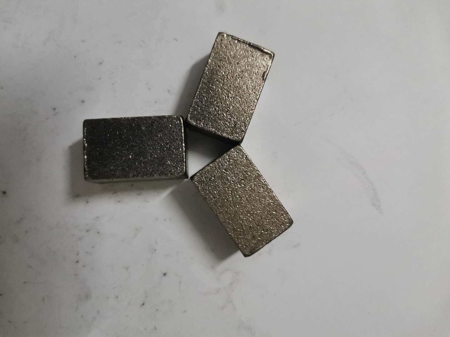 Diamond grinding head