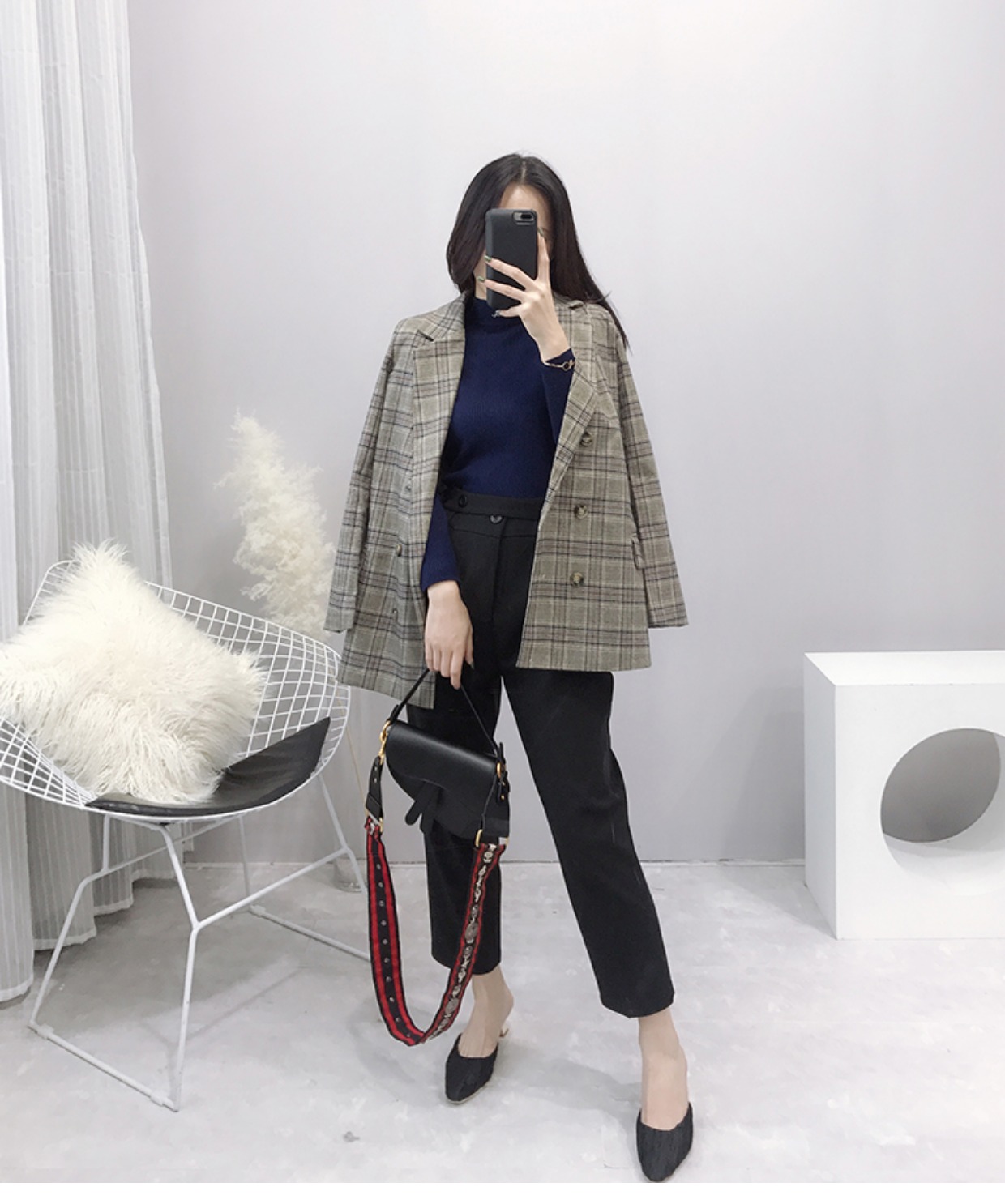 Áo khoác lửng nữ gió lạnh nữ retro 2018 mùa thu mới phiên bản Hàn Quốc của bộ đồ kẻ sọc sang trọng lỏng lẻo nữ vest trắng nữ