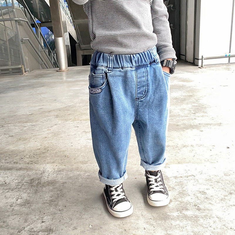 Boy's thin suede jeans autumn winter 2021 new children Han version loose grip wool pants in children's straight barrel long pants