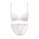 Белый бюстгалтер, трусы