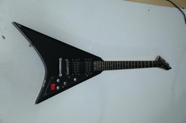 Electric guitar EARTmusic LACE by Dovetail electric guitar with anti-counterfeiting query