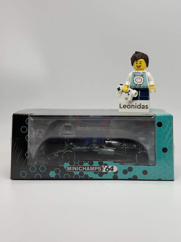 [Malaysia Exhibition Exclusive] Minichamps Mini Diecast Car Model F1 Mercedes-Benz W16 E Antonio Pizzoli Set