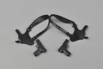 The stock royal car family SGTOYS 1 6 soldiers quickly pull out the gun and hang the leather chest with double guns