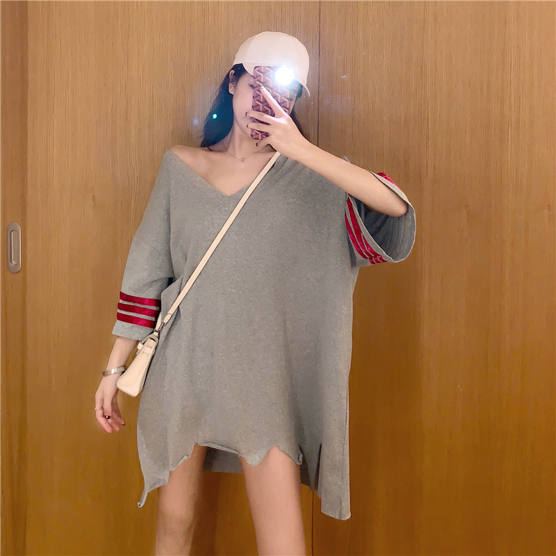 VK旗艦店 韓系大V領不規則下擺剪破短袖洋裝