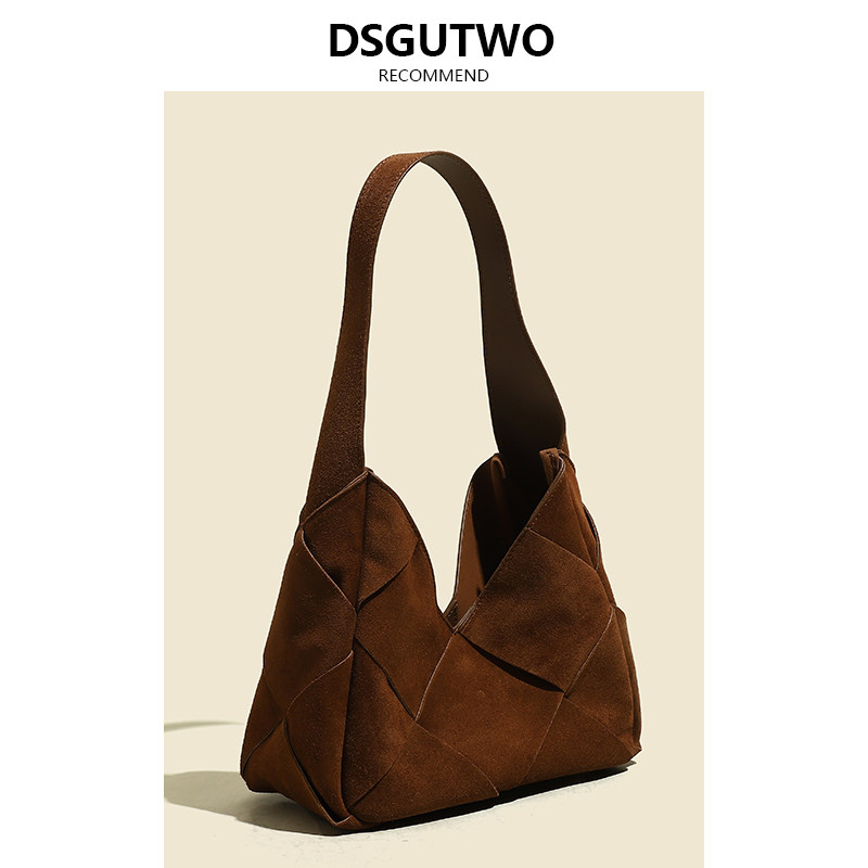 AJ MECICA packs new autumn and winter small crowdsourced design armband tote bag advanced sensation large-capacity pet backpack-Taobao