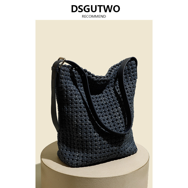 AJ MECICA Woven Bucket Bag Lady 2023 New This Year Pop Advanced Sensation Large Capacity Pet Backpack-Taobao